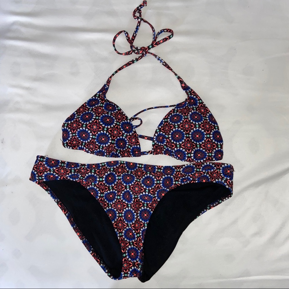 Old Navy Geometric Pattern Triangle Bikini